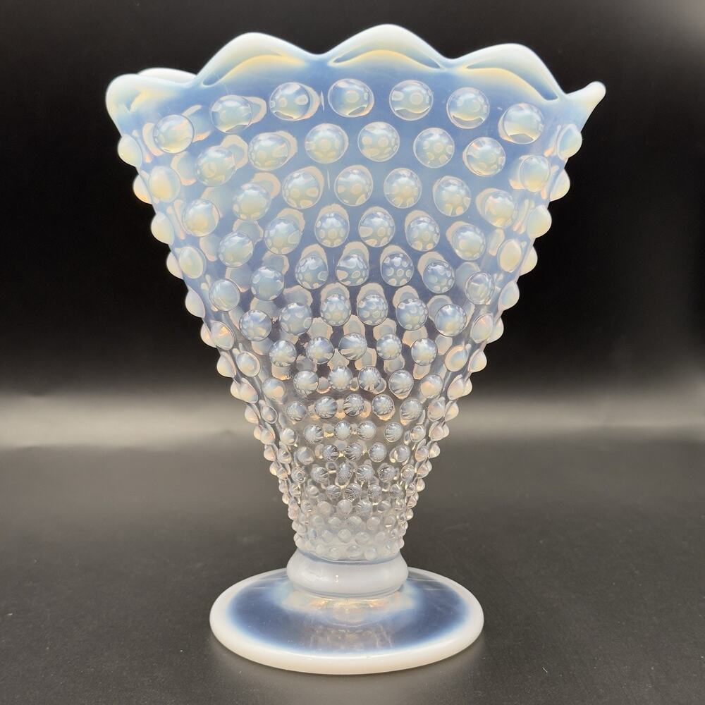 Vintage Fenton Fan Vase Hobnail French Opalescent Scalloped Top 6"